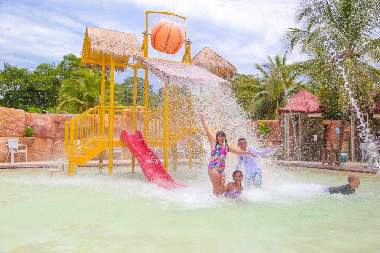 Hotel Camino Verde โตลู ภายนอก รูปภาพ