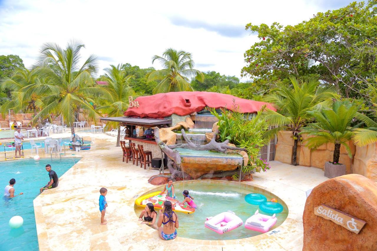 Hotel Camino Verde โตลู ภายนอก รูปภาพ