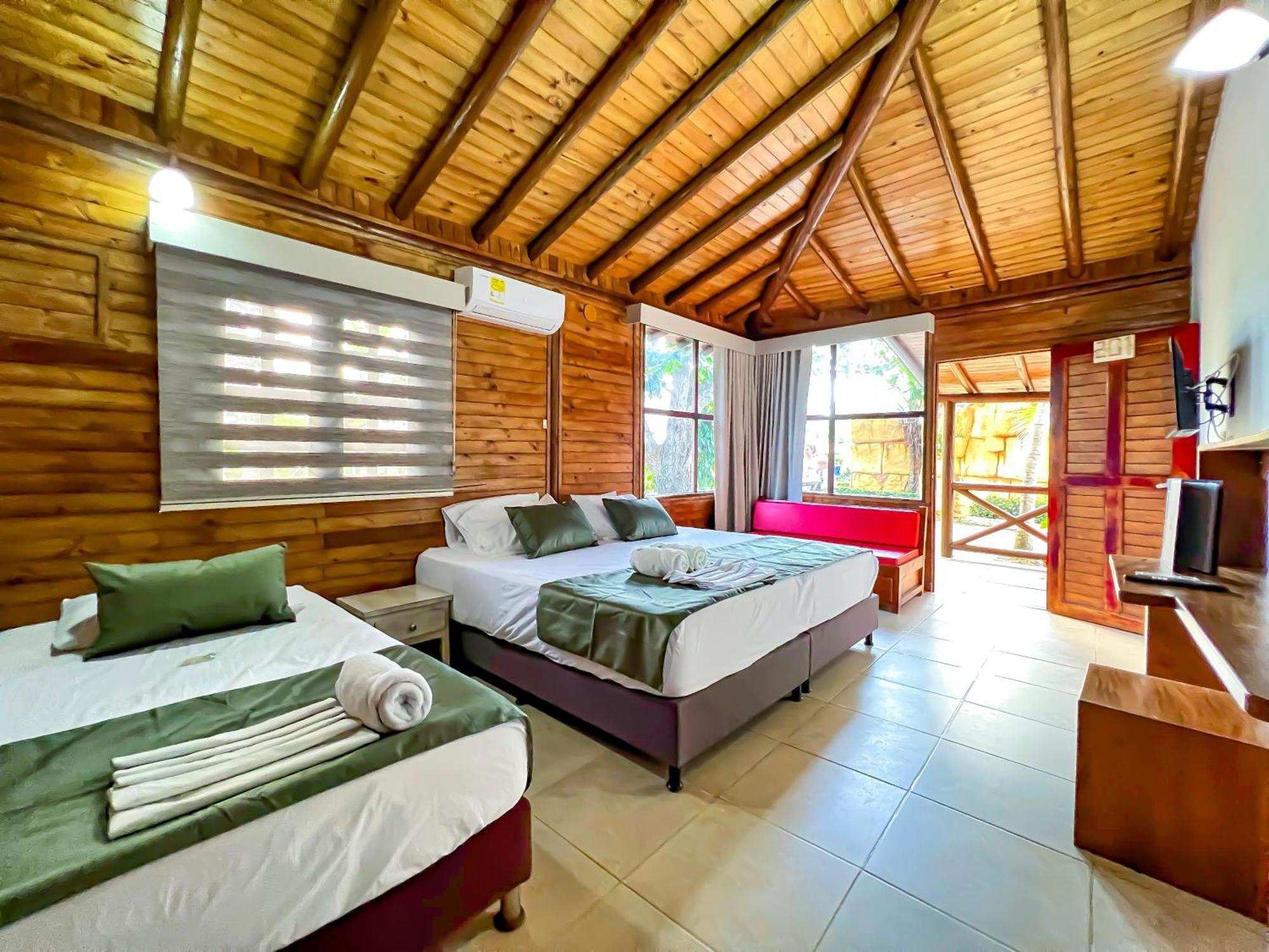 Hotel Camino Verde โตลู ภายนอก รูปภาพ
